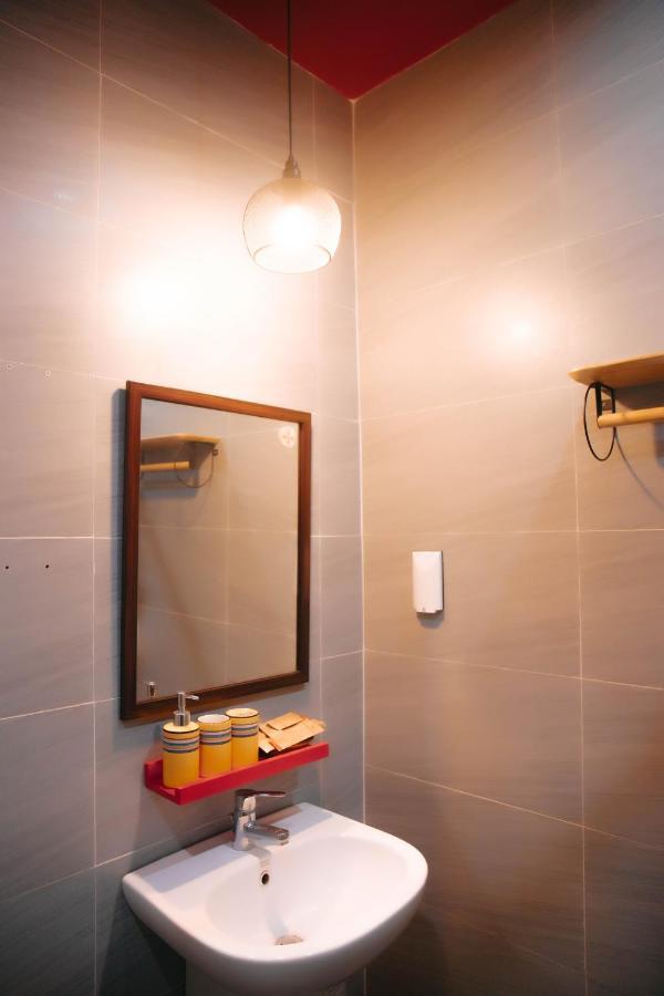 Bich Ngoan Hotel Trà Vinh Buitenkant foto